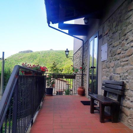 Pratomagno Apartment Cetica Bagian luar foto
